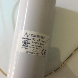 32uF 250VAC %5 İSKRA KABLOLU MOTOR KONDANSATÖR