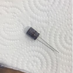 4,7 uF 100V ŞERİT JACKCON KONDANSATÖR